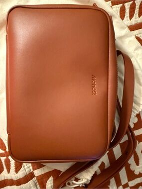 Monos Metro Crossbody
